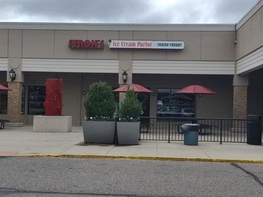 Stroh's Ice Cream Parlour