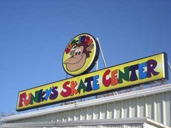 Funky's Skate Center
-Full Color, Dual Cabinet Illuminated Sign