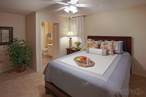 Estates at Barrington