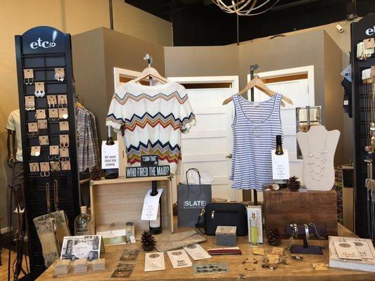 Earrings, cute tops, small gifts, bags, perfume