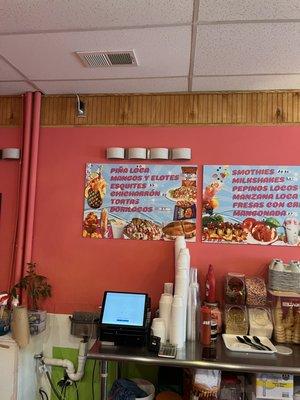 La Tapatia Paleteria Y Neveria