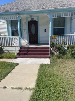 Hui's Herbs & Acupuncture Center