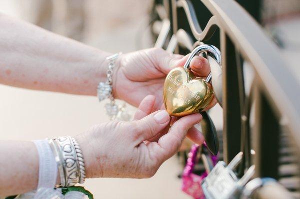 Caron Nicole Photography