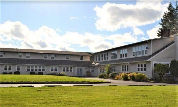 Mt Hood Senior Living - Residential Care, Assisted Living, Memory Care Senior Community Facility