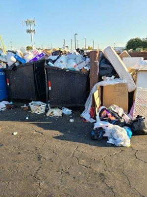 No parking, Trash Always Overflowing