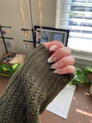 Acrylic gel nails