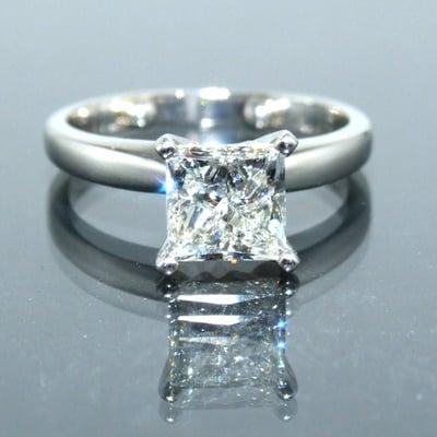 Princess Cut solitaire diamond engagement ring
