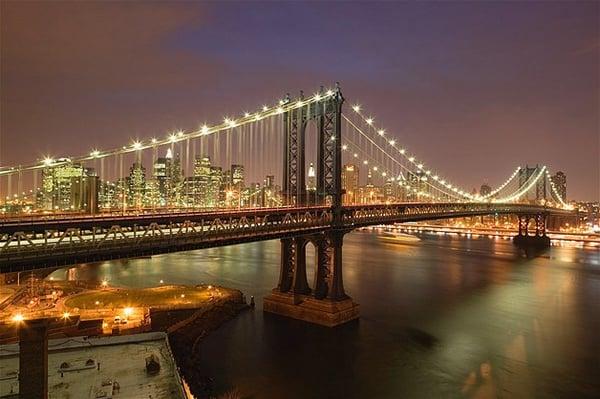 The International Luxury Real Estate Company ® Presents New York City Bridge In The USA For International Clients To Enjoy.