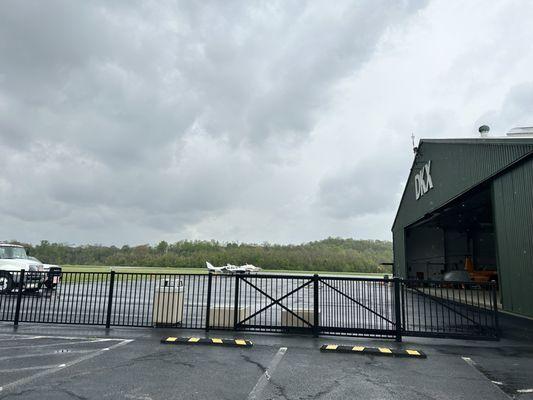 Hertz Car Rental - Knoxville - Clinton HLE