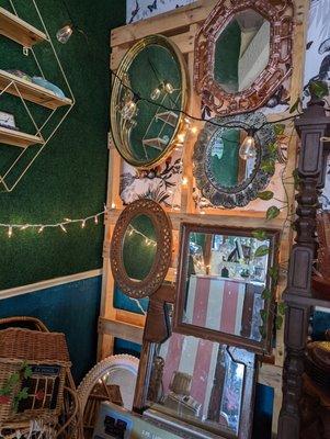 Jane & Jensen Vintage Shop