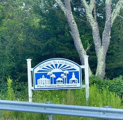 Town sign off RT 2 exit 17