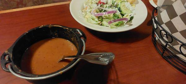 You start with the beans and bread. Very nice.