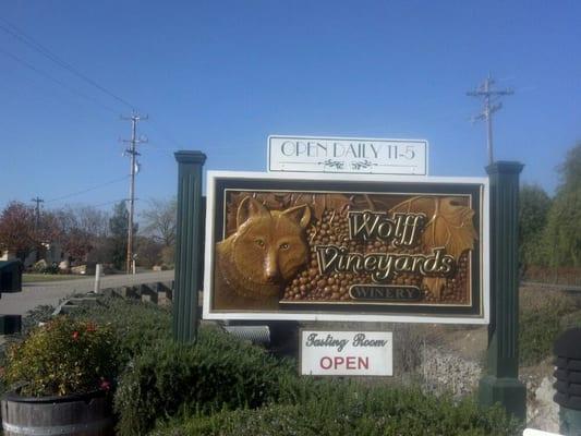 Wolff Vineyards