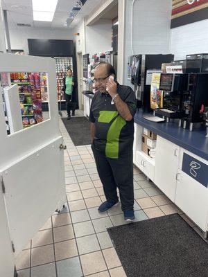 This is the owner who just finished yelling at the customer and rudely talking to his employees. Here he is calling the cops.