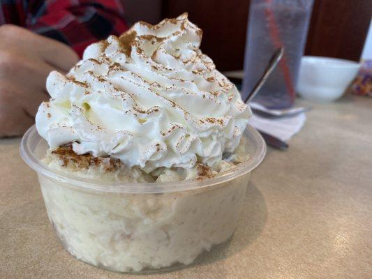 Rice pudding w/whipped cream