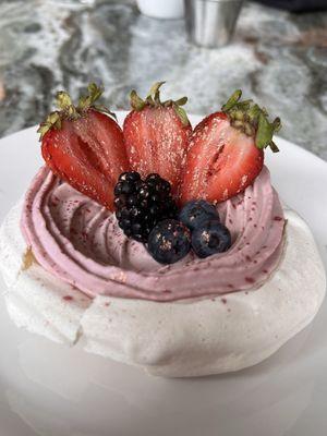 Pavlova dusted with gold!