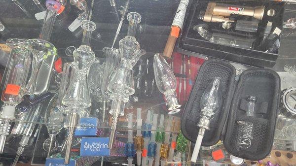 the bona-fide hummingbirds & seahorse.2.... I purchased a fake one last week! I should have waited and come HERE to SMOKE-N-STUFF!!