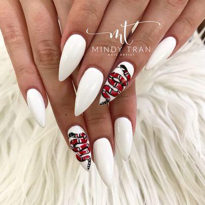 Gucci inspired nails