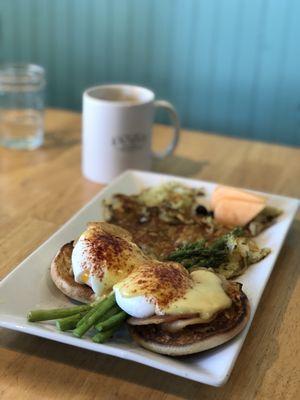 (Almost) Traditional Benedict