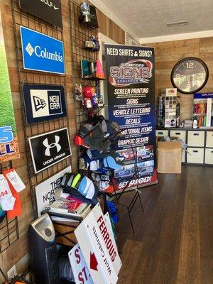 Custom Signs Inc