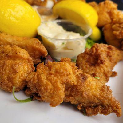 Mad Capper Saloon & Eatery