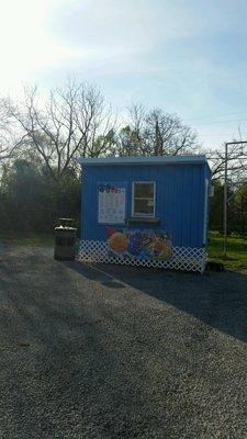 Cassville SnoBiz shaved ice shack