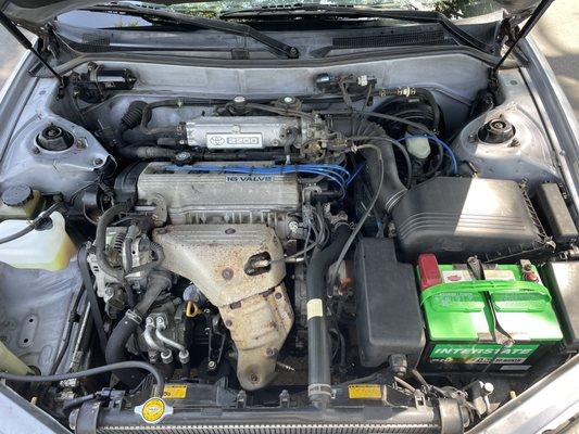 Battery and distributor Cap system.