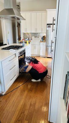 A quiet, focused cleaning crew with Jika.