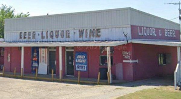 southeastern side of building & main entrance