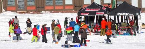 Bomber Alpine Snowboard Outfitters