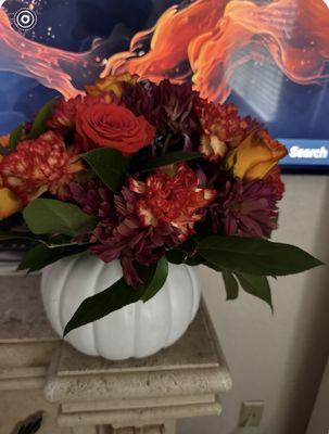 Ellie Flowers and coffee Shop