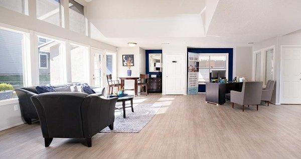 Huntington Pointe Apartments