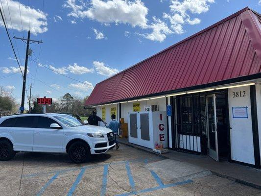 Chi-Town Gas & Grocery
