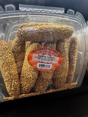Sesame cookies