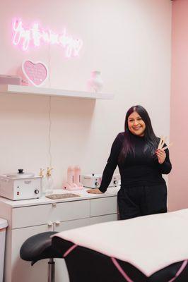 alexsandra ramirez - business owner, licensed esthetician, waxer