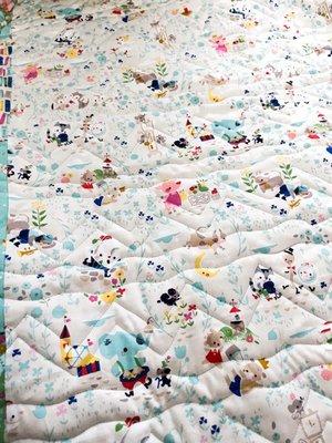 Creekside Fabrics, Quilts & Yarn