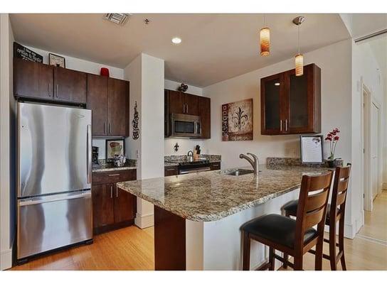 Common Street Apartment by Stay Alfred