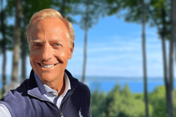 Specializing in Waterfront Homes and homes with incredible Views like this one!