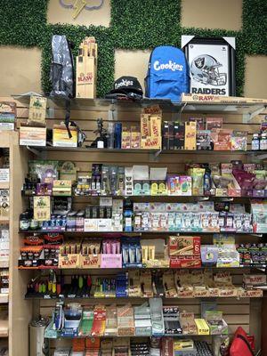 Hi- Q Cigars Vapes & Exotics