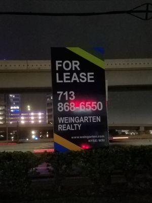 Weingarten Realty investors