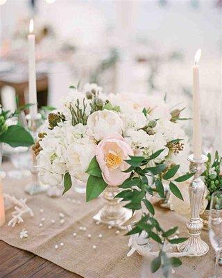 Gorgeous Wedding Centerpiece