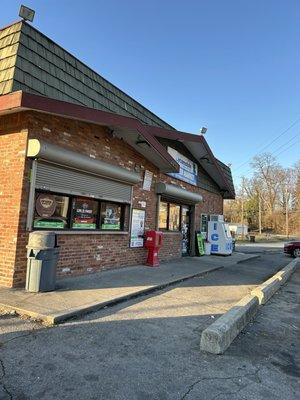 Fifith and Sun Berry Market