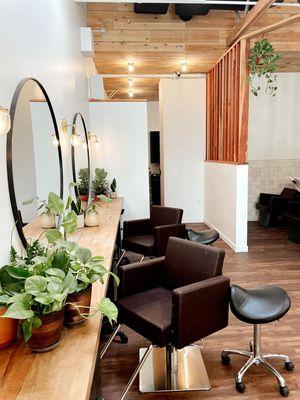 Cedar & Oak Salon