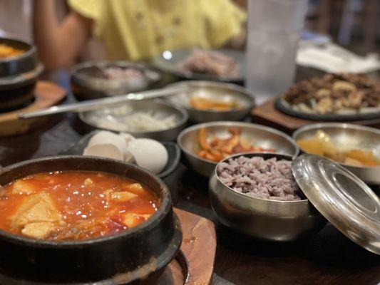 Sura special of bulgogi and seafood tofu soup, with rice and banchan