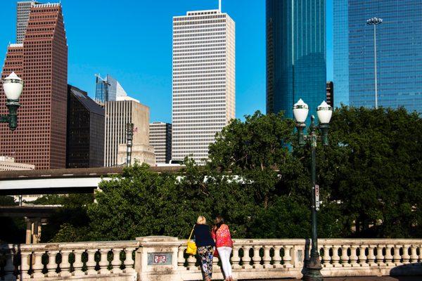 What a day for a day dream. BTW: What does the 2:12 sign stand for? @imagesbychauvin