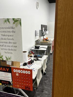 EBRPL - River Center Branch Library