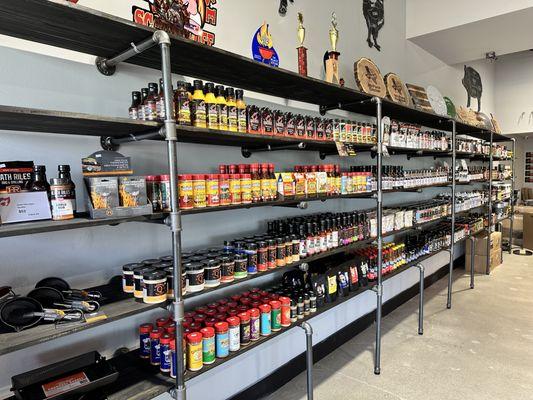 Over 400 rubs & sauces