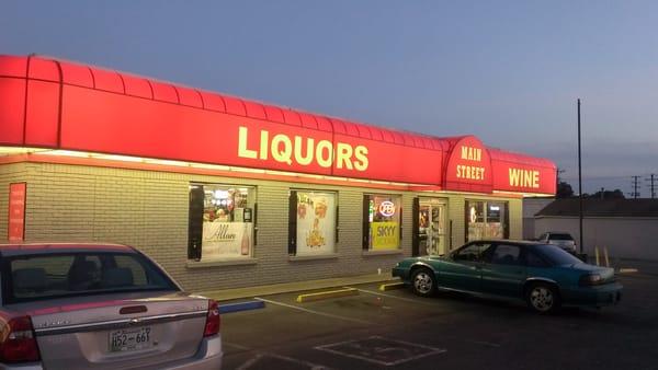 Main Street Liquor Market