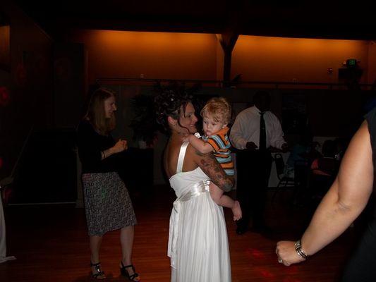 DJ Melody's Mobile DJ Service