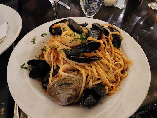 Linguine frutti di mar